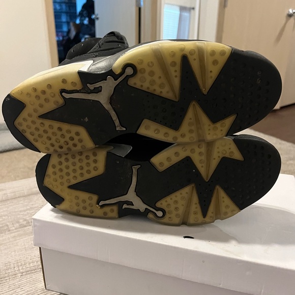 Air Jordan 6 Retro Chrome DX2836-001 M10.5 - Picture 4 of 6